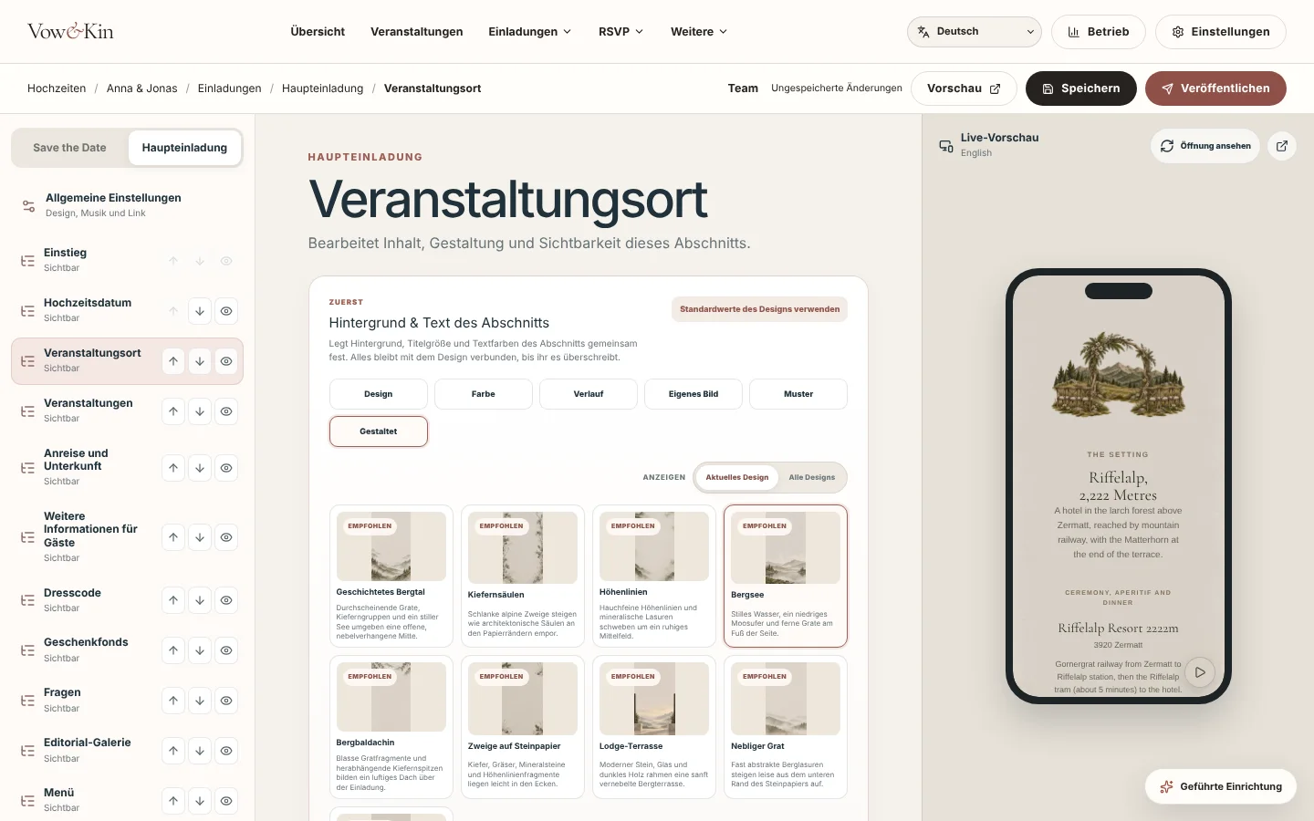 Der Vow&Kin-Editor: der Abschnitt Veranstaltungsort mit Hintergrundoptionen und Live-Vorschau auf dem Handy